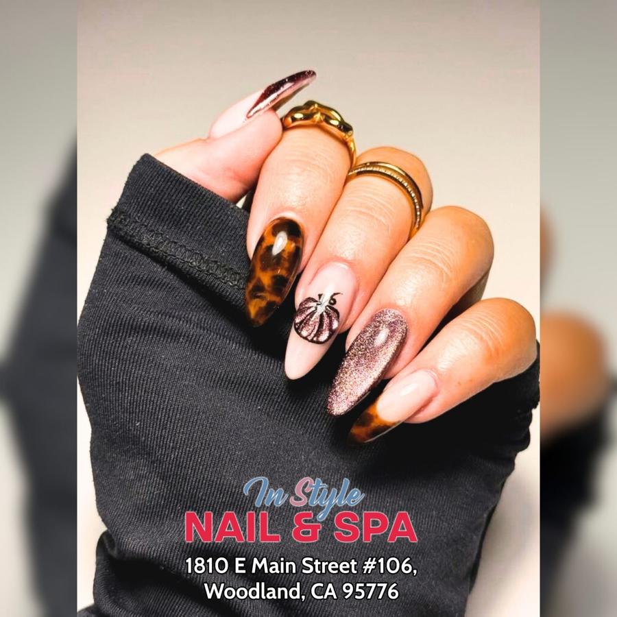 Nail design by In Style Nails & Spa